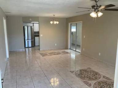 Main picture of 1363 Boulder Dr