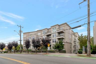 Main picture of 3221 SW Avalon Way