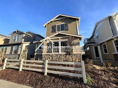 Main picture of 7949 Arcadia Dr