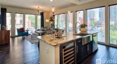 Main picture of 1414 Texas Downtown