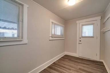Main picture of 306 S Sutphin St