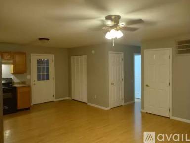 Main picture of 101 S Mapleshade Rd