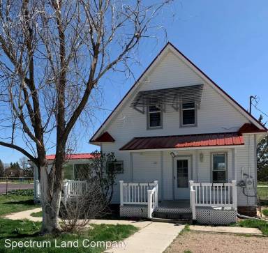 Main picture of 6951 E County Line Rd