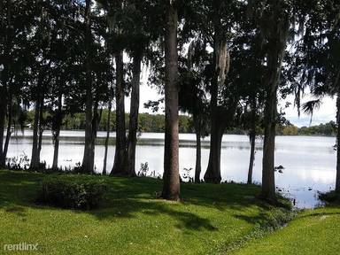 Main picture of 703 Northlake Dr