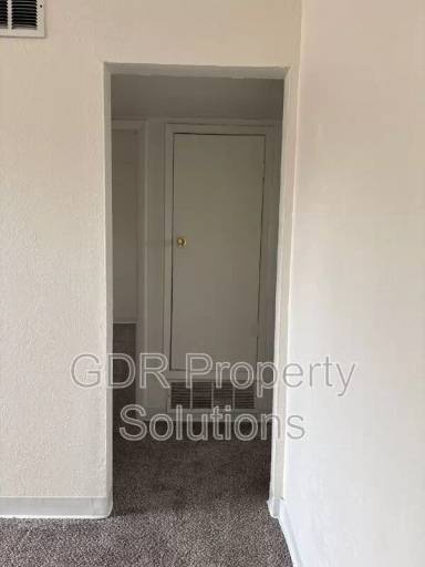 Main picture of 1201 Iron Ave SW
