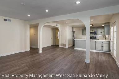 Main picture of 2330 Sebring St