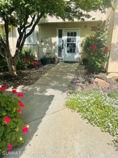 Main picture of 146 Arcadia Dr