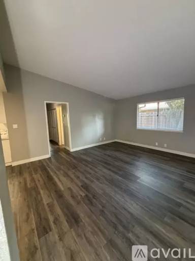 Main picture of 1126 J St