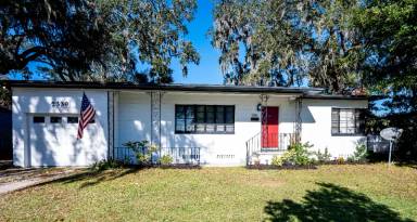 Main picture of 2339 Broward Rd