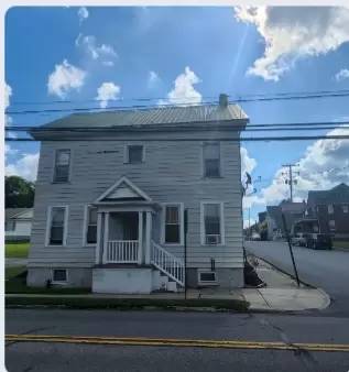 Main picture of 200 N Market St