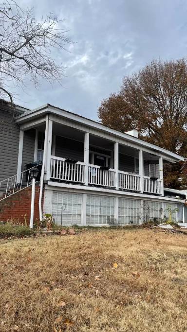 Main picture of 405 N High St