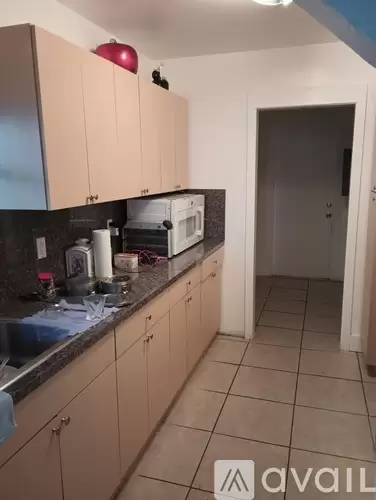 Main picture of 2905 E 8th Ave
