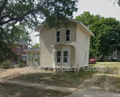 Main picture of 416 1/2 S Locust St