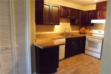 Main picture of 1537 E Ocean View Ave