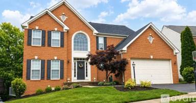 Main picture of 47432 River Falls Dr