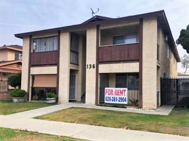 Main picture of 136 N 4th St