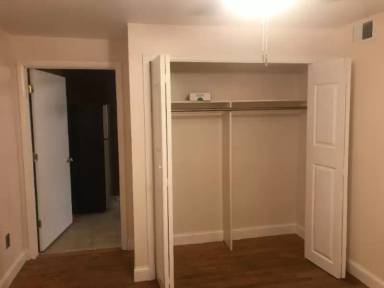 Main picture of 44334 Village Dr