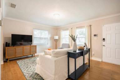 Main picture of 3526 4th Ave N