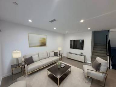 Main picture of 3606 Newton Ave