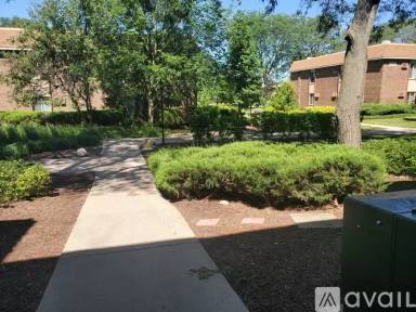 Main picture of 445 N Jonathan Dr