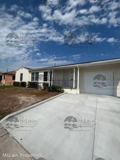 Main picture of 4233 Corinth St