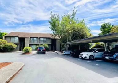 Main picture of 145 NW Alder Pl