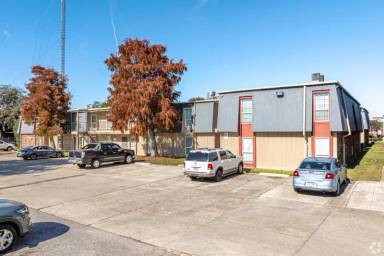 Main picture of Whispering Palms Apartments