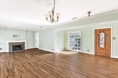 Main picture of 6749 E Stearns St