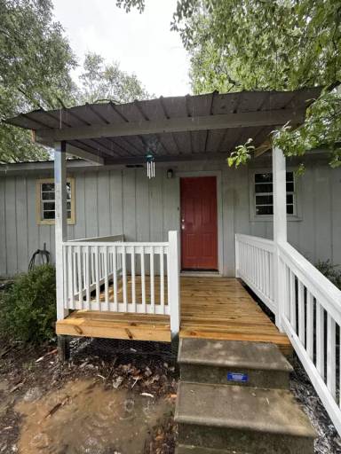 Main picture of 914 Leblanc St