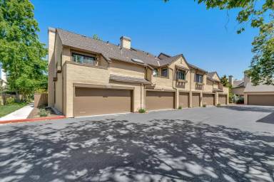 Main picture of 2032 Donovan Ct