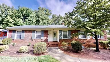 Main picture of 259 N Sharon Amity Rd
