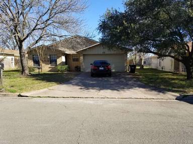 Main picture of 1115 S Dexter Dr