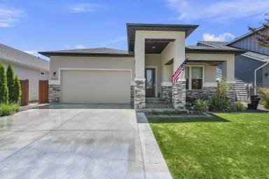 Main picture of 11227 W Petunia Dr