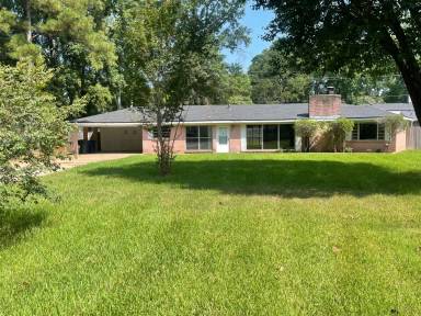 Main picture of 328 Berkshire Pl