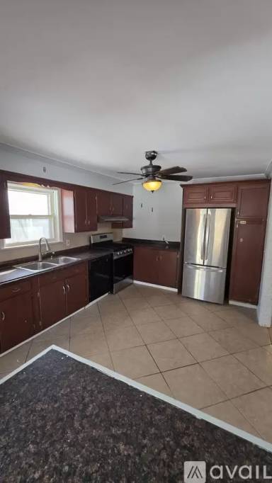 Main picture of 84 North Rd