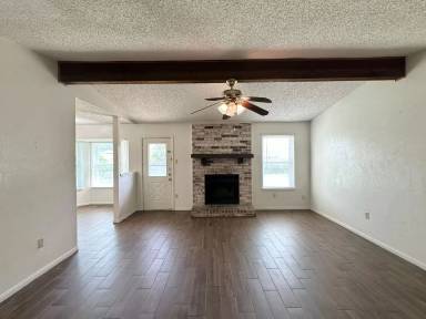 Main picture of 3708 Madison Dr