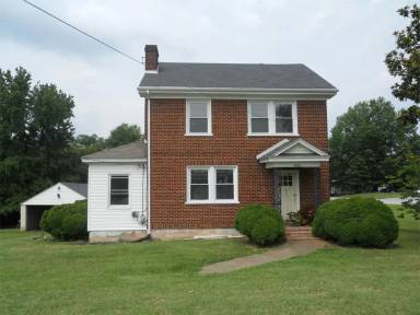 Main picture of 4626 S Amherst Hwy