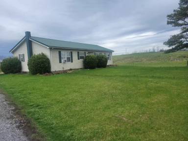 Main picture of 120 Redshed Rd