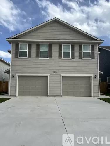 Main picture of 13522 Tulipwood Nook