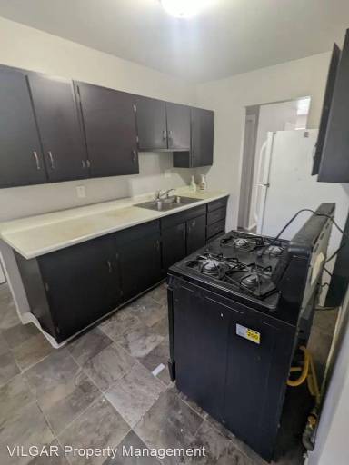 Main picture of 2944 W 76th Ave