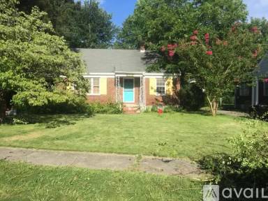 Main picture of 758 Normal Cir