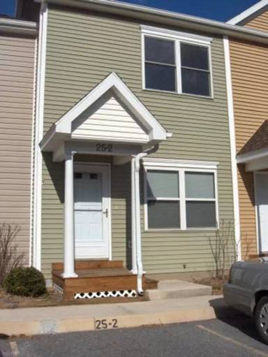 Main picture of 25 Beverly Ct