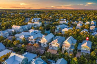 Main picture of 470 Gulfview Cir