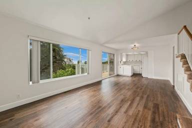 Main picture of 239 W Marquita