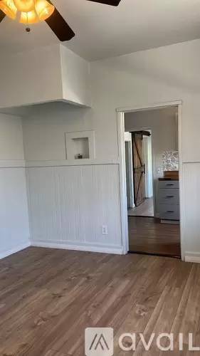 Main picture of 519 S Rowan Ave