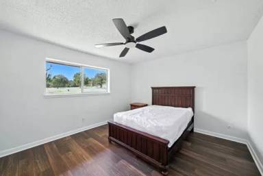 Main picture of 1421 Lake Shore Dr