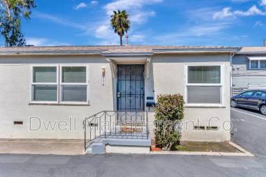 Main picture of 4913 Guava Ave