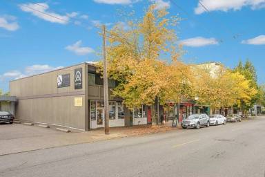 Main picture of 1621 Queen Anne Ave N
