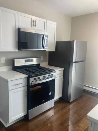 Main picture of 7 Readville St