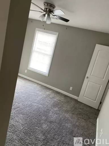 Main picture of 1307 Stadium View Dr